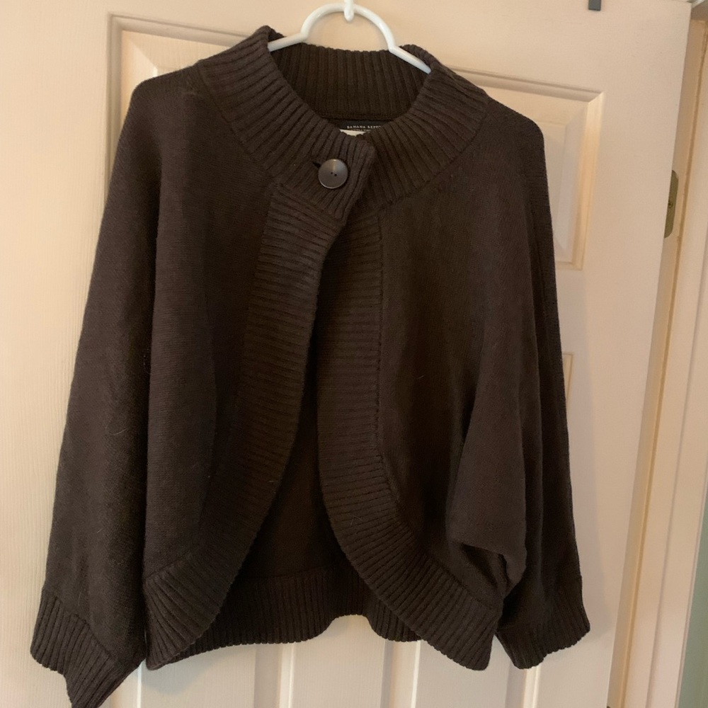 Banana republic one button sweater
